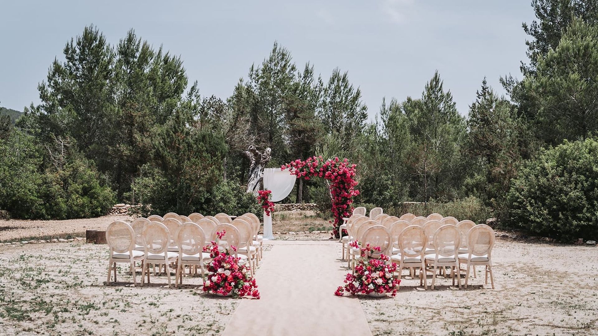 Selected by AMOR IBIZA WEDDING PLANNER