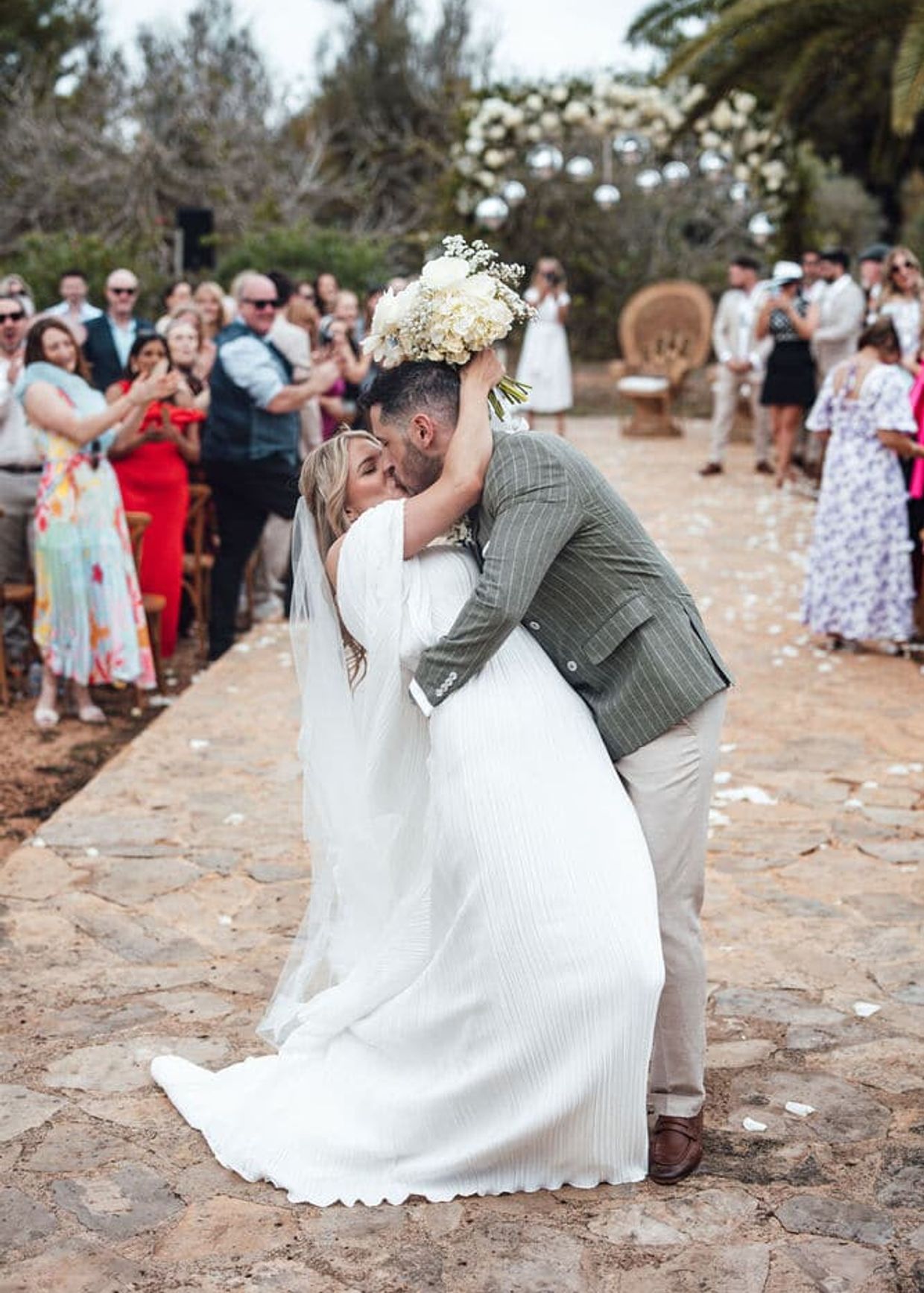Wedding kiss las cicadas Ibiza